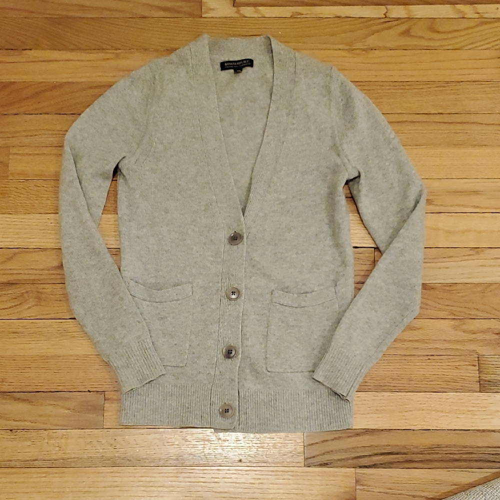 Banana Republic Light Gray Wool Cashmere Sweater